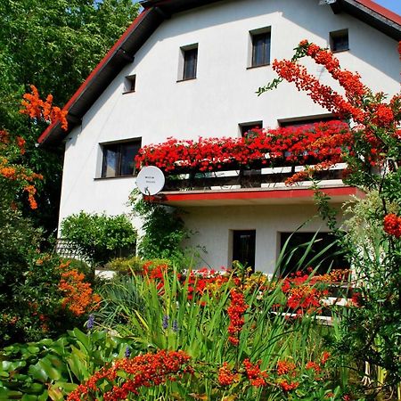 Apartamenty I Pokoje Aneta Пеховице Экстерьер фото