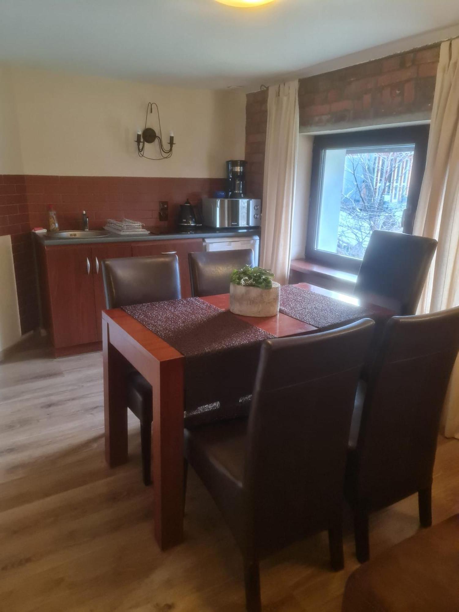 Apartamenty I Pokoje Aneta Пеховице Экстерьер фото