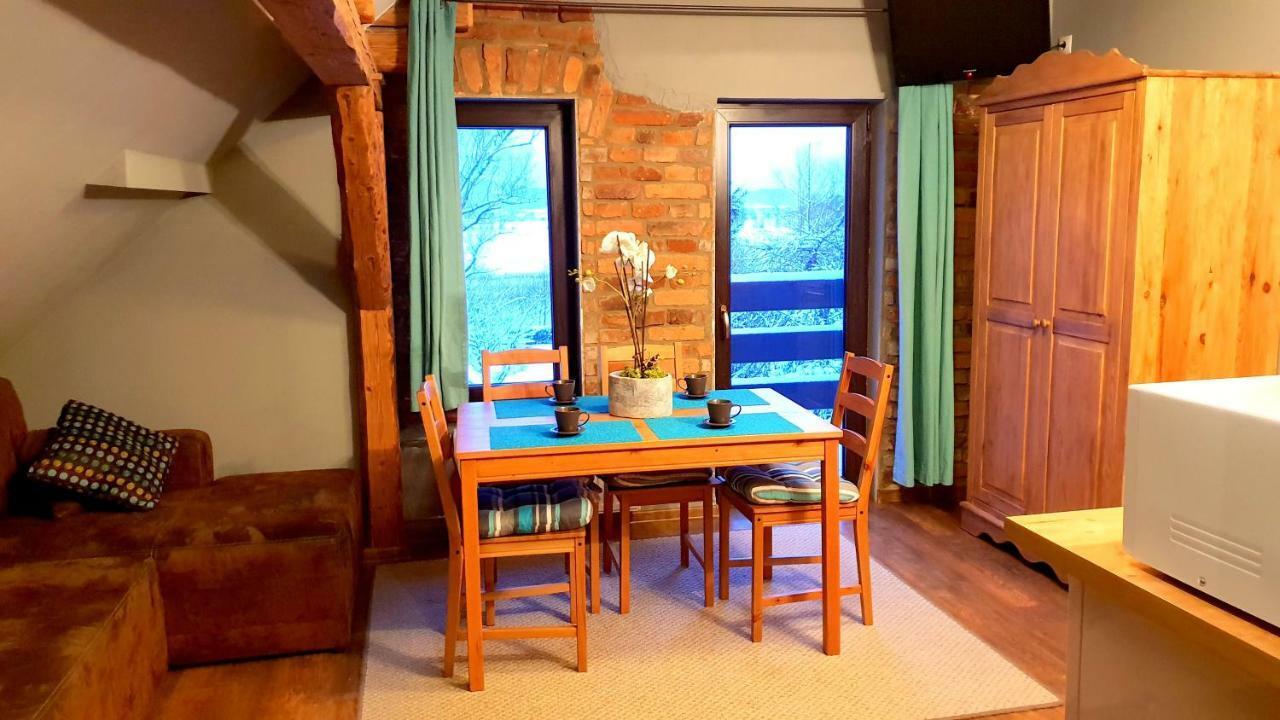 Apartamenty I Pokoje Aneta Пеховице Экстерьер фото